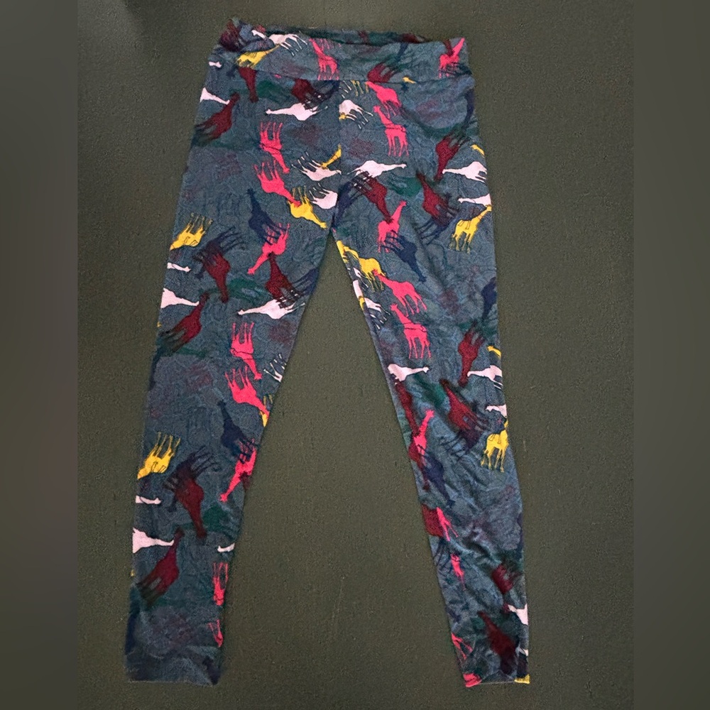 LuLaRoe giraffe print leggings (TC)
